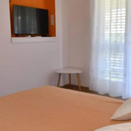 Two Bedroom With Balcony And Garden View * Supetar