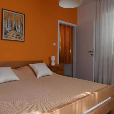 Two Bedroom With Balcony And Garden View * Supetar