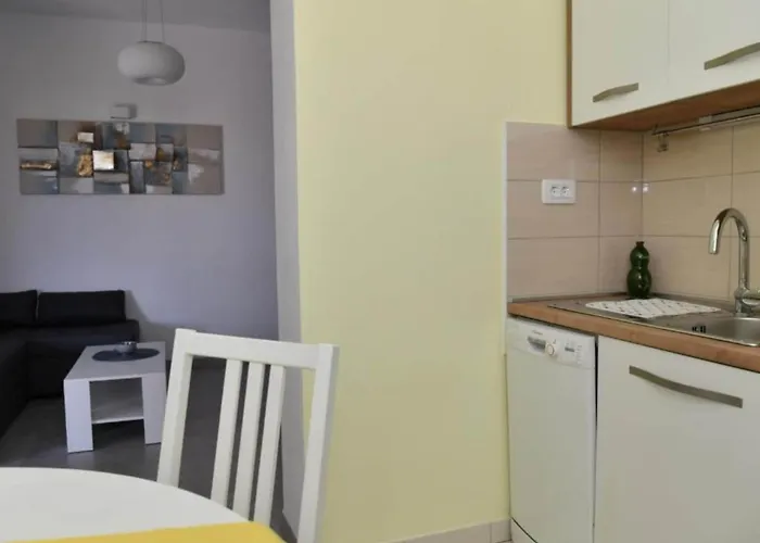 Appartamento Two Bedroom With Balcony And Garden View *