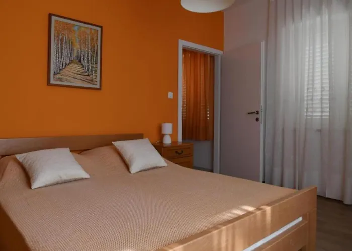 Two Bedroom With Balcony And Garden View * San Pietro di Brazza